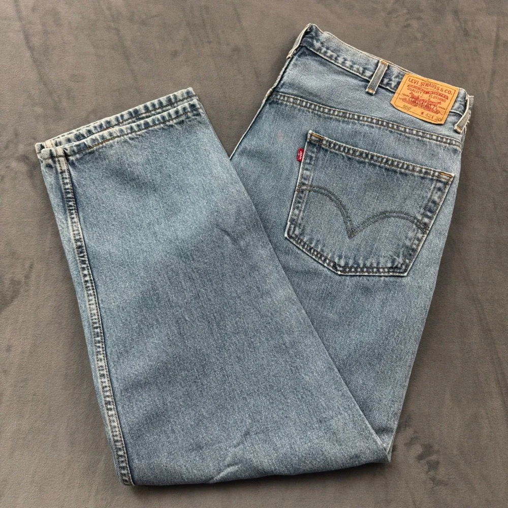 Levis 550 Relaxed Fit Jeans Mens 42x30 Medium Wash Blue Denim Tapered Leg